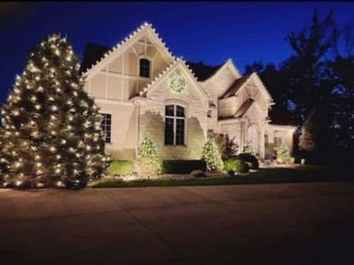 christmas-light-installation-tulsa-gallery-holiday-lights-Legacy-landscape-broken-arrow-ok-christmas-lights-065-640x480 c