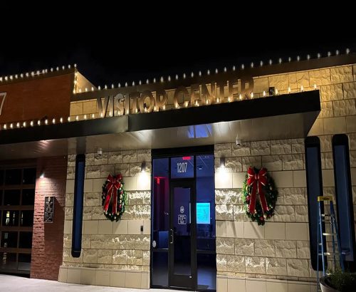 tulsa-christmas-light-installation-greenery-lights-9